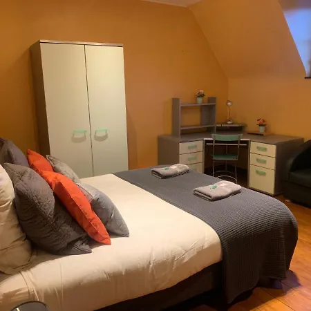 The Chapeauveau Apartment Helecine